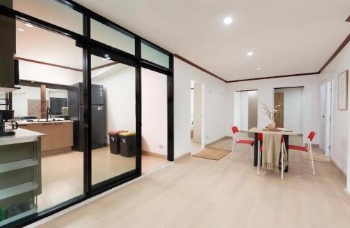 Khlong Tan Apartment | Luxury 4BR 250 sqm 5 min to BTS Sukhumvit 26