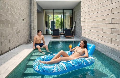 Bang Sare Villa | Modern 2BR Private Pool Villa Near Beach Pattaya
