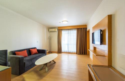 Bang Na Hotel | Maple Hotel