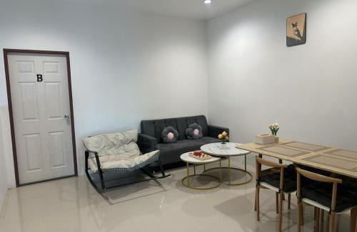Saladan Hostel | Rest And Relax Hostel