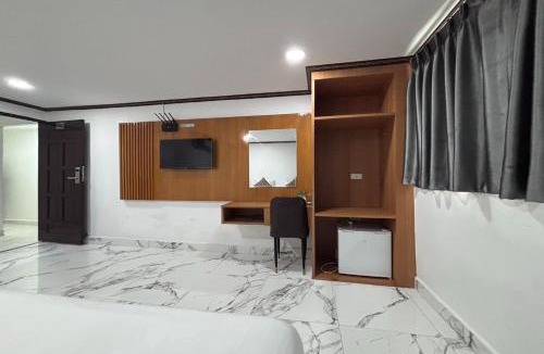 Thanon Phaya Thai House | Papa Ji Hotel and Restaurant