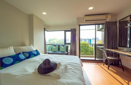 Chan Kasem Hotel | Casaluxe Hotel and Resident