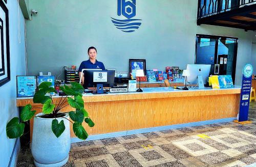 Ban Bo Han Hotel | The Sixteenth Naiyang Beach Hotel- Free Schedule Airport Shuttle
