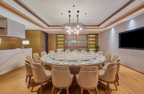 Dangkao Hotel | Crowne Plaza Phnom Penh by IHG 金边皇冠假日酒店 Former VM Hotel