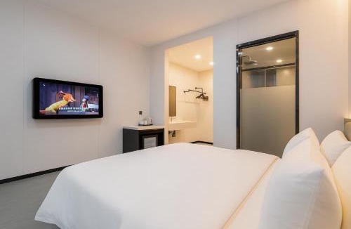 Sihanoukville City Centre Hotel | 东方酒店OH SHV Hotel