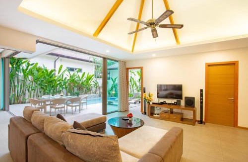Nong Chaeng Villa | 2BD Pool Villa Karina near beach