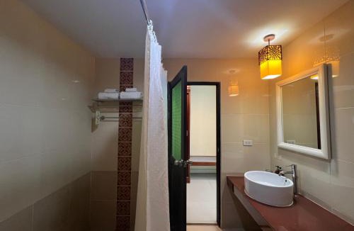 Downtown Krabi Resort | Krabi Front Bay Resort
