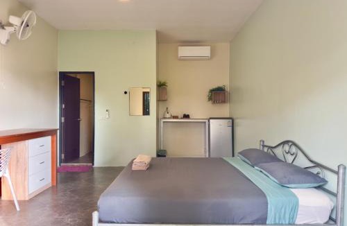Bai Lan House | Sleep Inn - Lonely Beach