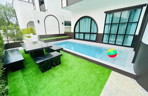Pak Chong Villa | See Sky Poolvilla Khao Yai