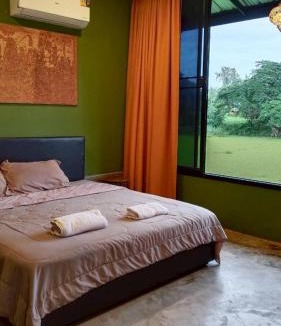 Kosum Phisai House | Morocco Blue cafe by Chilong River Farm Resort