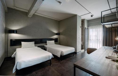 Bang Lamphu Lang Hotel | The Ex Capital Hotel Bangkok by Dancenter