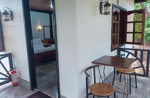 Ban Lung Bed & Breakfast | VANESSA'S GARDEN Restaurant & Bungalow