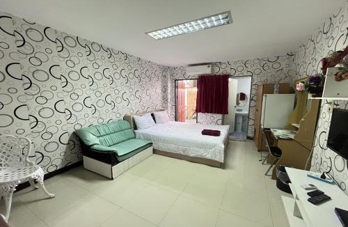 Khlong Chan Apartment | Green Place 107