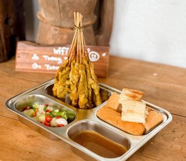Ban Rong House | Tueng ha เติง หา ที่พักงาว