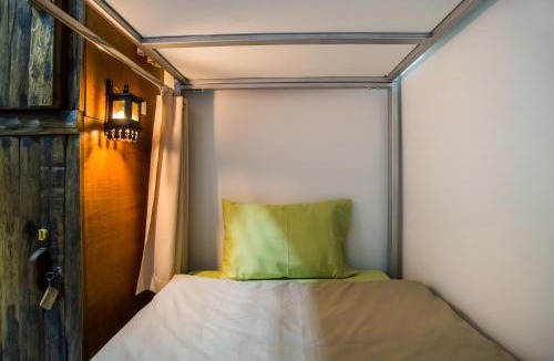 Bangkok City Centre Hostel | Banthat Thong Hostel