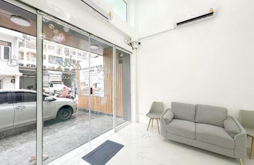 Bang Phlat Hotel | H-Banaat Hotel near Yanhee Hospital