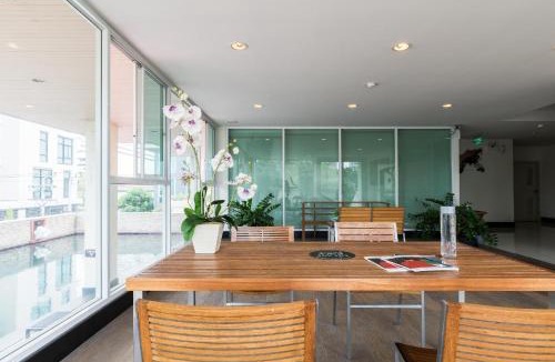 Samsen Nai Apartment | Bangkok Patio BTS Sanam Pao