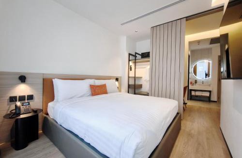 Khlong Toei Nuea Hotel | Citichic Sukhumvit 13 by Compass Hospitality - Newly Renovated