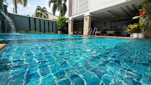 Ratsada Apartment | Ratana Hotel Rassada, PHUKET TOWN- SHA Extra Plus