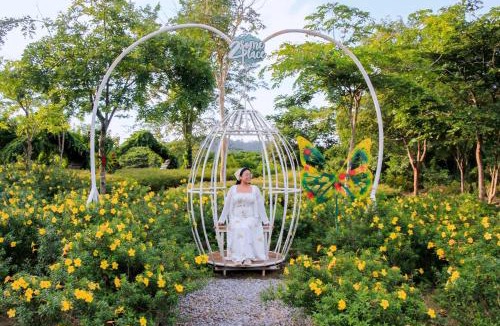 Mae Kon Bed & Breakfast | 2Someplace Resort
