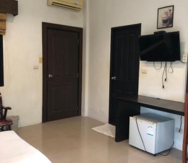 Si Thep Hotel | พิชชาวรี รีสอร์ท