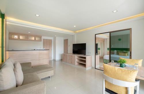 North Pattaya Resort | The Green Park Resort