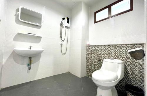 Ban Chang Hotel | Triple O Phala Beach