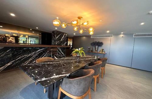 Khlong Toei Apartment | Willow Whisper Nest