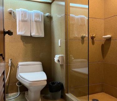 Chachoengsao Hotel | Suntara Wellness Resort & Hotel