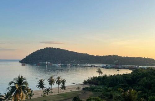 Bang Bao Bay Apartment | Panoramic sea view, 1 bed flat