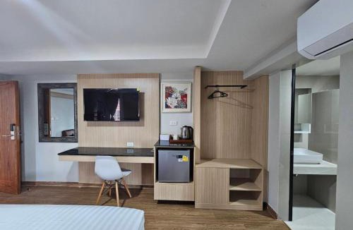 Ratchadaphisek Hotel | โรงแรมเซเว่นรัชดา S7VEN RATCHADA