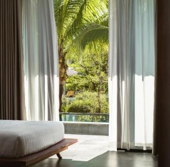 Koh Rong Resort | Long Set Resort