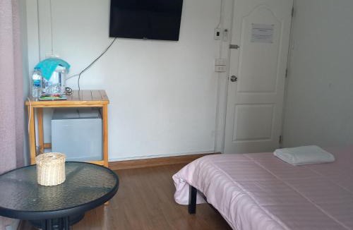 Don Muang Hostel | Happy Hostel