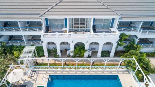 Ko Sichang Resort | Somewhere Koh Sichang