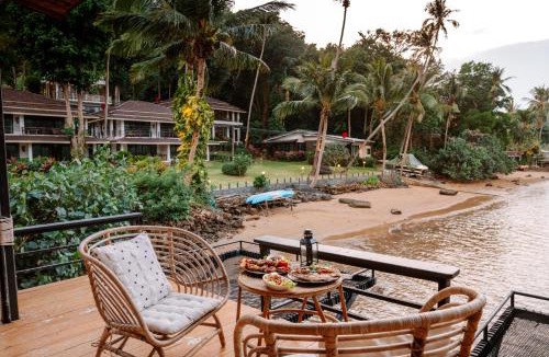 Bang Bao Bay Resort | Resolution Resort