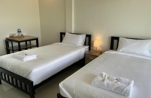 Si Racha House | Ivory House Sriracha