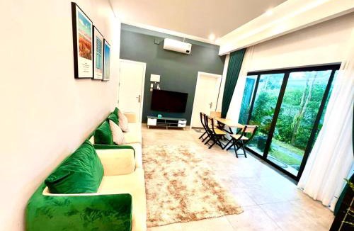 Kampot Hotel | Raing Phnom Bungalow