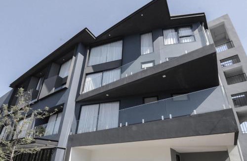 Wua Lai Hotel | CREW Hotel