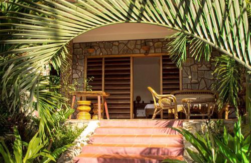 Krong Kaeb Hotel | TARA LODGE Haven of peace