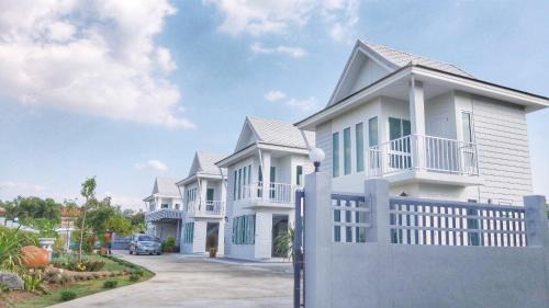 Huai Yai Resort | บ้านสุขตา