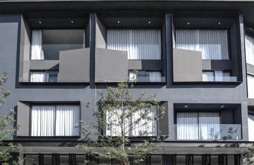 Wua Lai Hotel | CREW Hotel