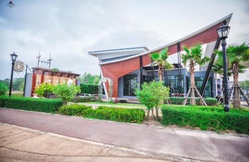 Khlong Khut Resort | Saint Tropez Resort