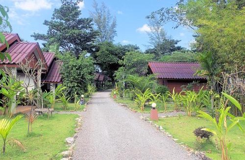 Ko Lanta Resort | Thai House Beach Resort
