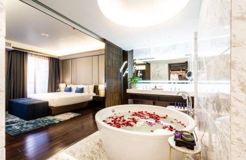Srisa Chorakhe Noi Hotel | Divalux Resort & Spa Bangkok, Suvarnabhumi Airport-Free Shuttle