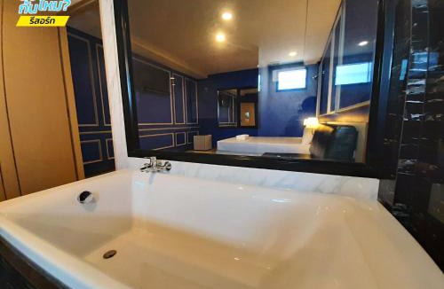 Chonburi Hotel | นั่งเล่นกันไหม รีสอร์ท SHA Plus