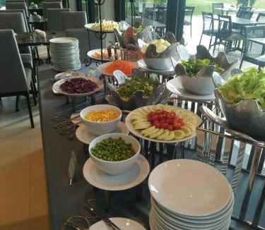 Sung Noen Hotel | Green Ville Laguna Hotel