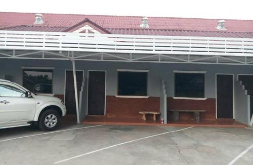 Kamphaeng Phet Hotel | Baan Din Baramee Resort