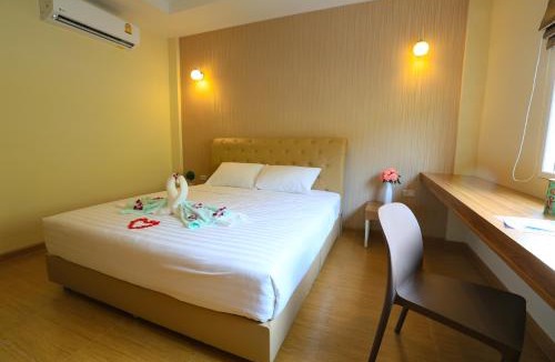 Lat Sawai Hotel | Venice Resort