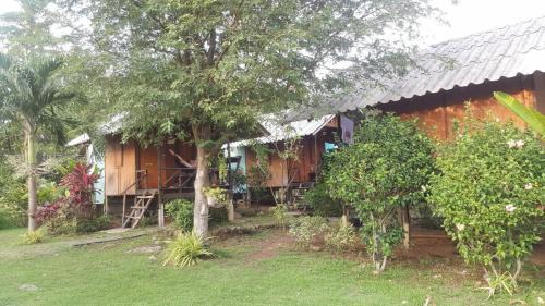 Bai Lan Resort | Blue Sky Resort