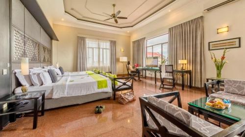 Phnom Penh City Centre Hotel | White Mansion